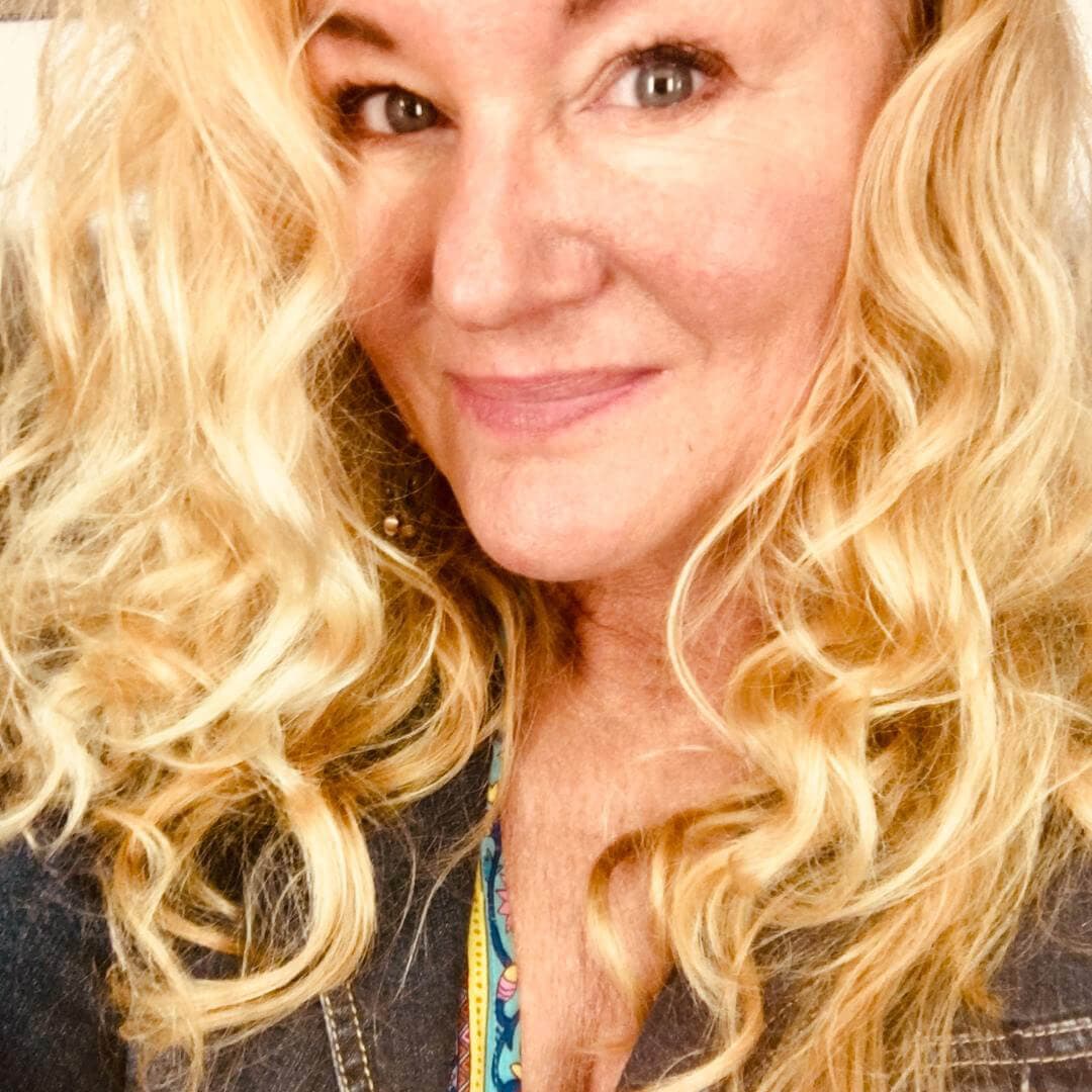 Shannon Llewellyn
