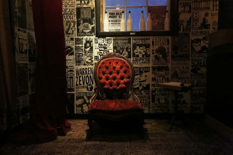 Old Portland wine and music scene