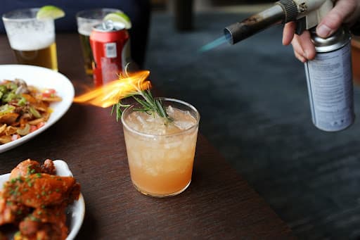 West Side Chicago’s Best Cocktail Experiences