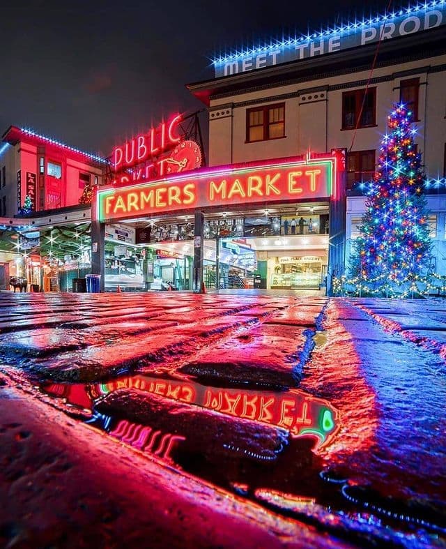Seattle Holiday Vibe Guide