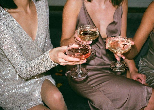 Discover Chicago’s Best Champagne Bars